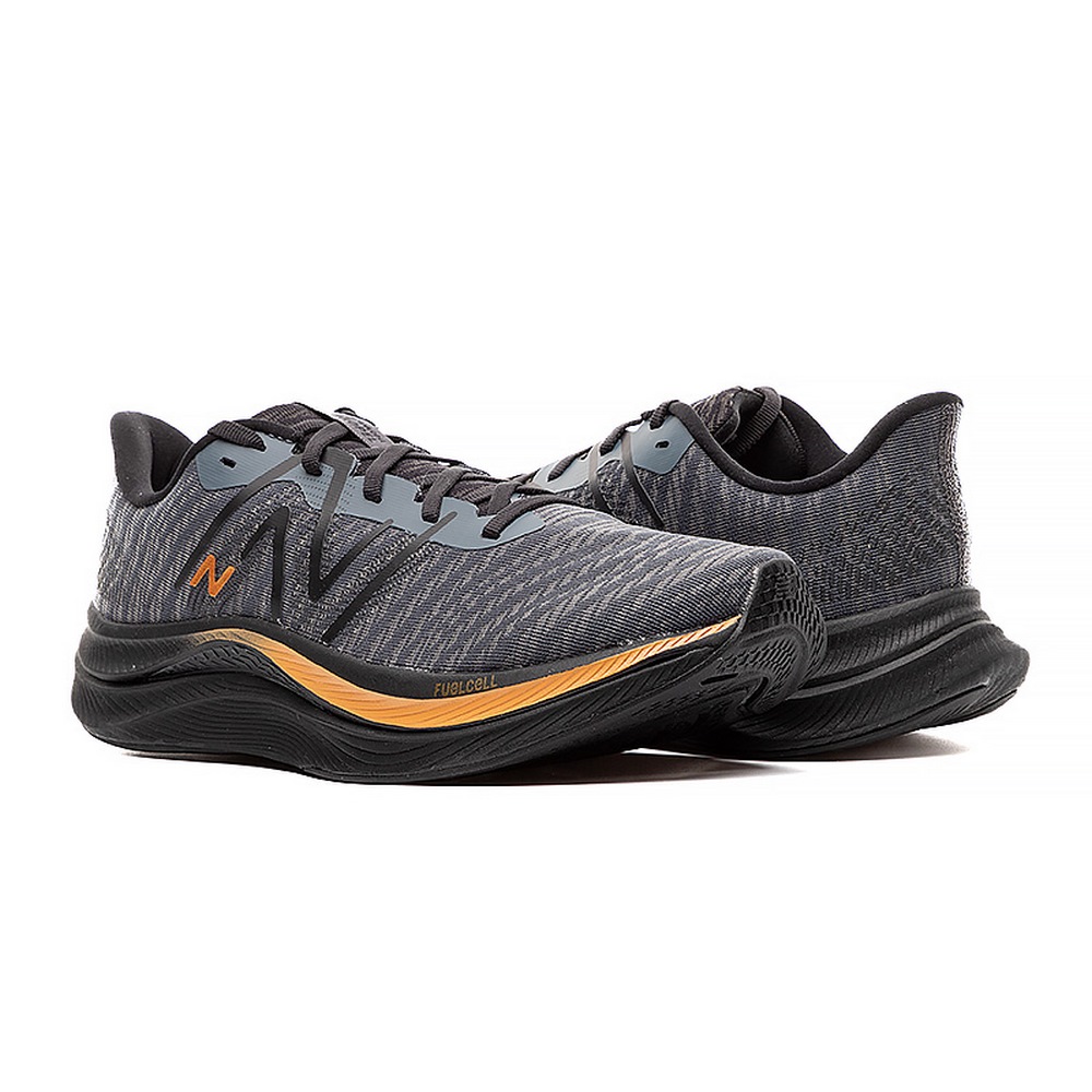 Чоловічі кросівки New Balance FuelCell Propel v4 MFCPRGA4