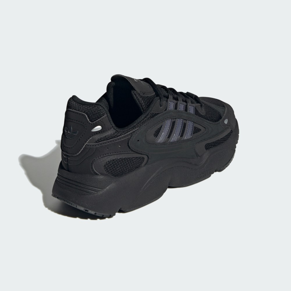 Чоловічі кросівки Adidas OZMILLEN Originals IF9601