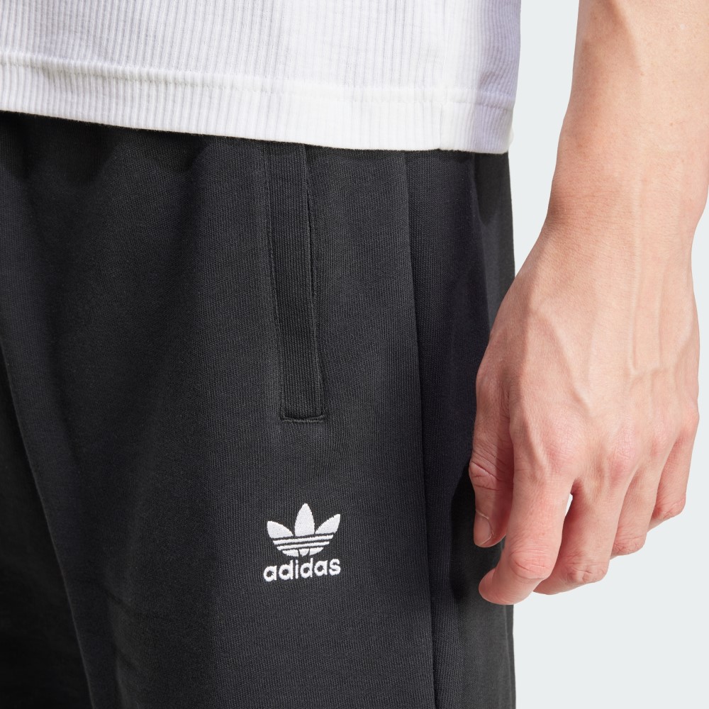 Чоловічі шорти Adidas Essentials Trefoil Fleece Originals IY8520