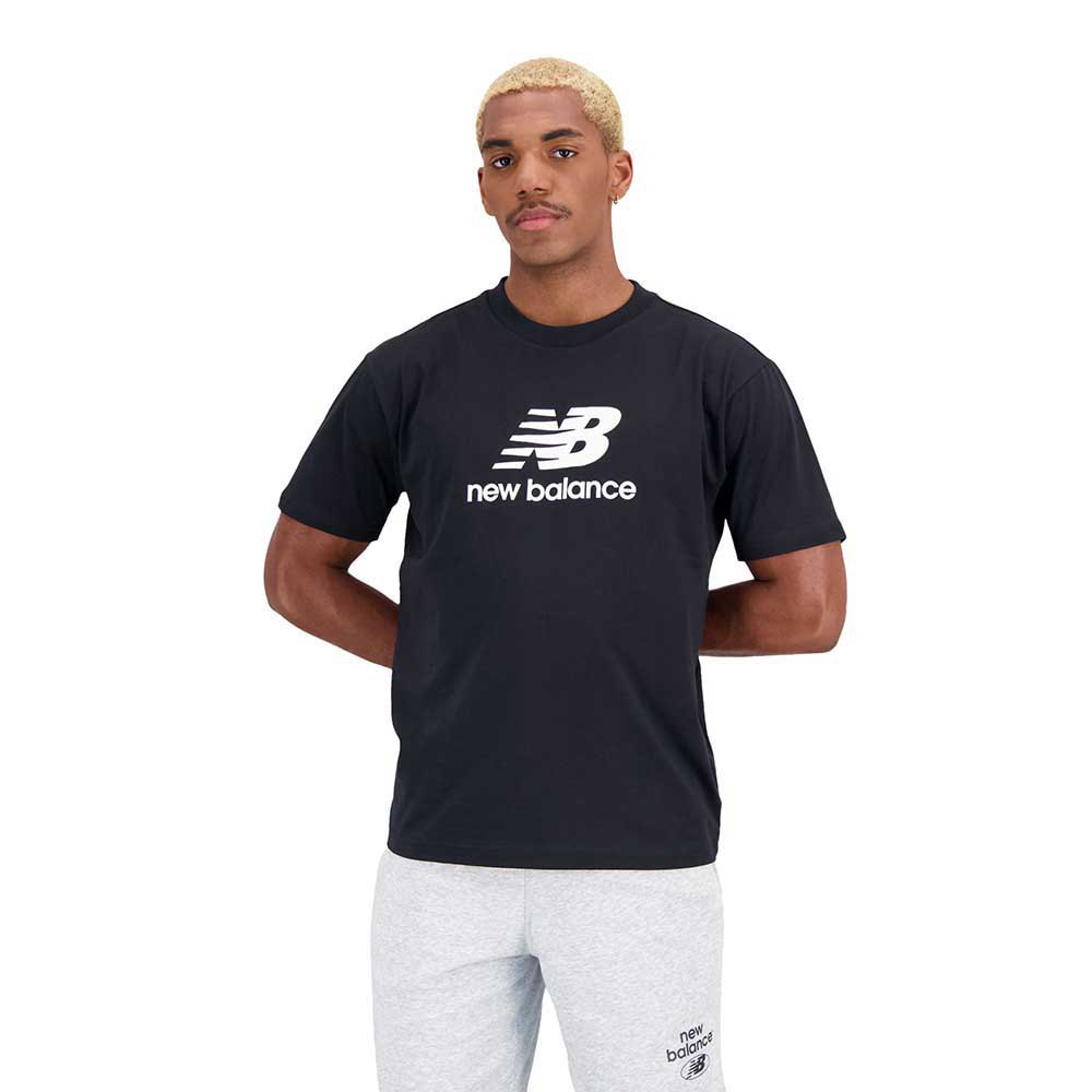 Чоловіча футболка New Balance Essentials Stacked Logo MT31541BK