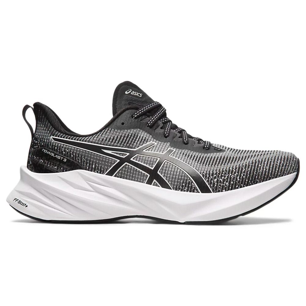 Чоловічі бігові кросівки Asics NOVABLAST 3 LE 1011B591-001